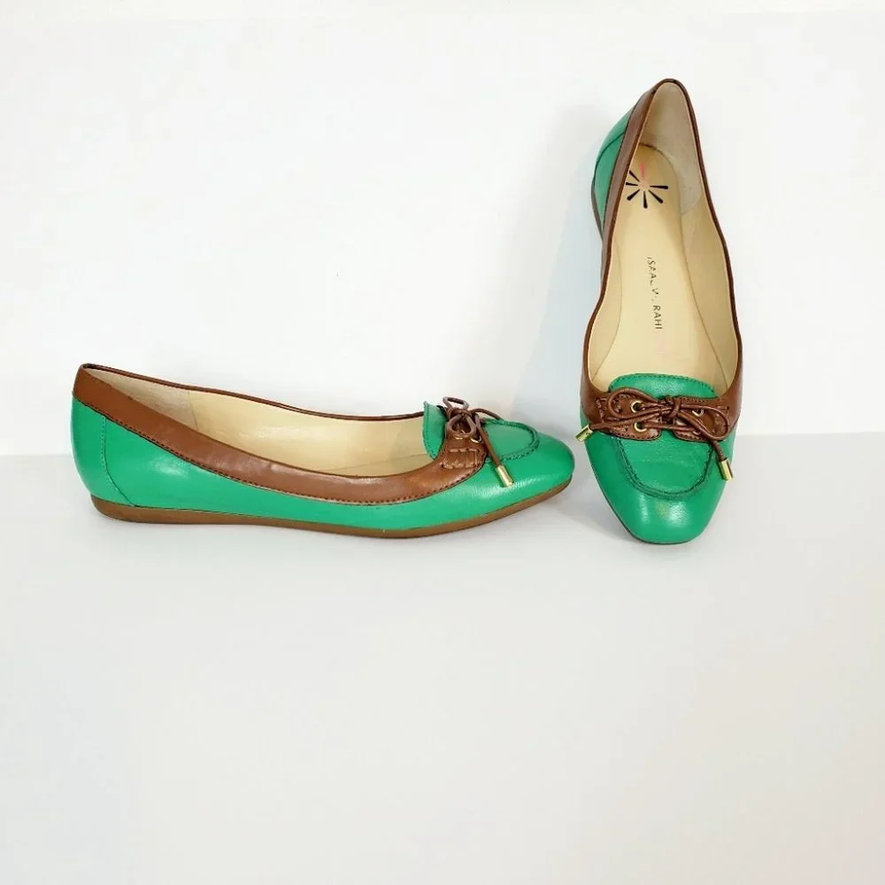Isaac Mizrahi Live Green Brown Flats Size 6 1/2M